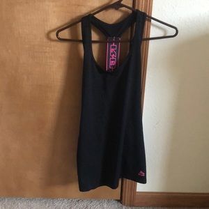 Reebok women’s workout top